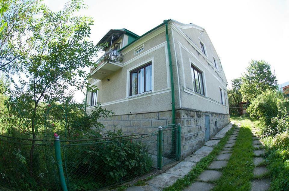 Appartamento Zabava Jaremče Esterno foto